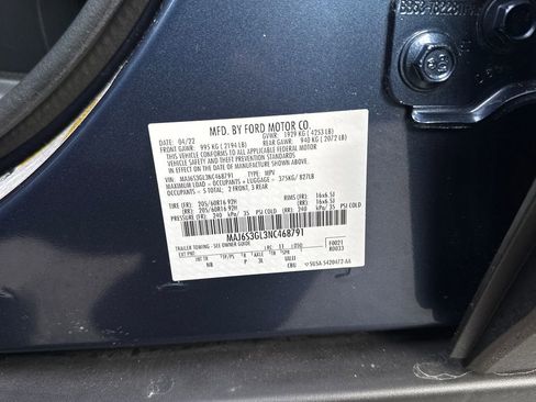 Used 2022 Ford EcoSport SE w/ Interior Protection Package image 11