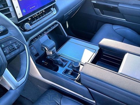 Used 2025 Toyota Sequoia Limited image 15