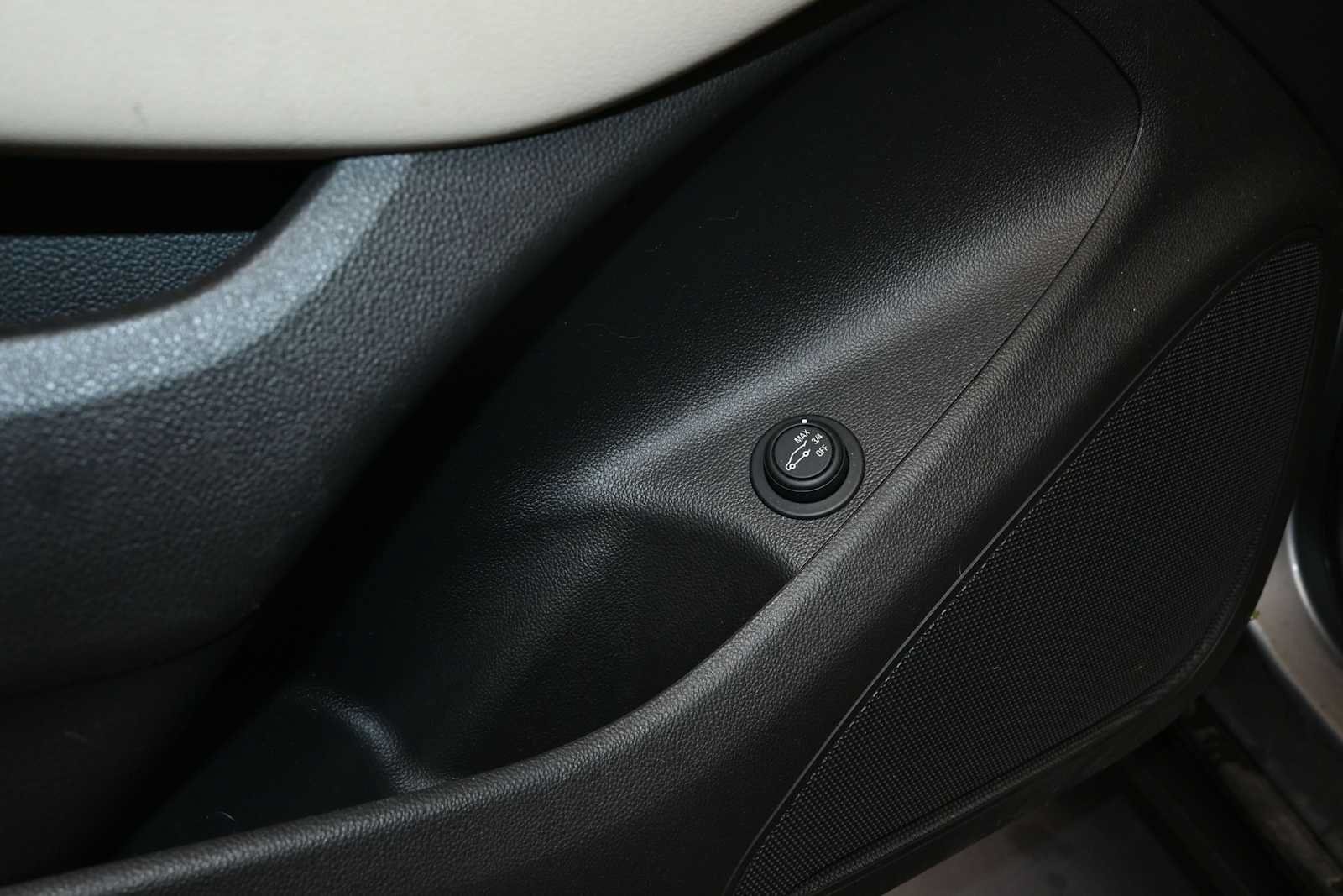 Used 2020 Buick Envision Preferred FWD image 46