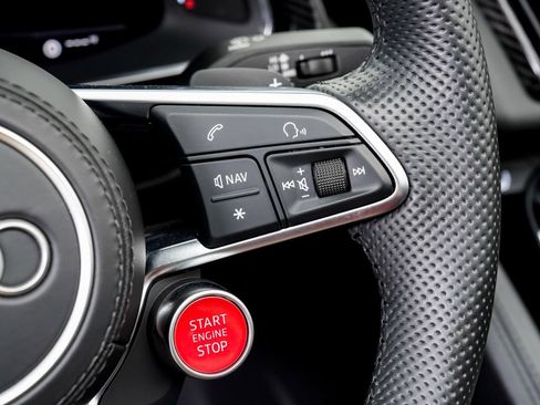 Used 2020 Audi R8 V10 AWD/4WD image 15