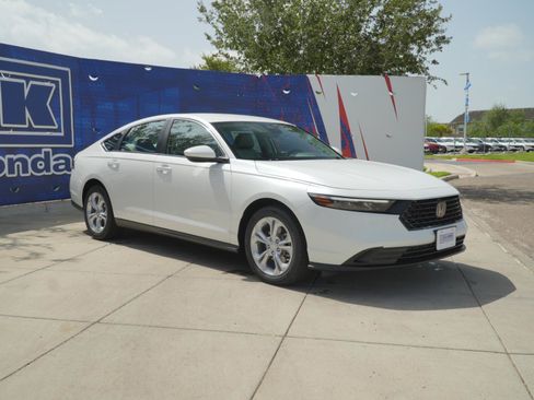 New 2026 Honda Accord LX image 3