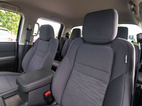 Used 2022 Nissan Frontier S w/ Technology Package AWD/4WD image 7