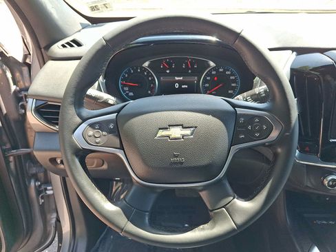 Used 2023 Chevrolet Traverse LT FWD image 19