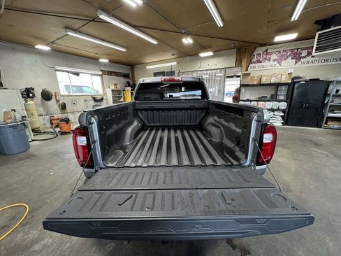 New 2025 GMC Canyon Elevation w/ Convenience Package image 27