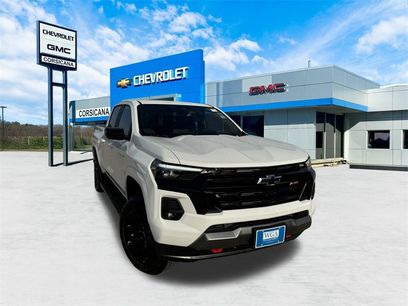 Used 2024 Chevrolet Colorado Z71 w/ Z71 Convenience Package 2