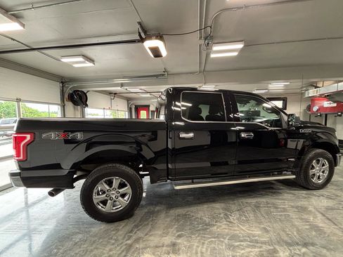 Used 2016 Ford F150 XLT w/ Trailer Tow Package AWD/4WD image 6