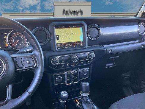 Certified 2022 Jeep Gladiator Sport image 6