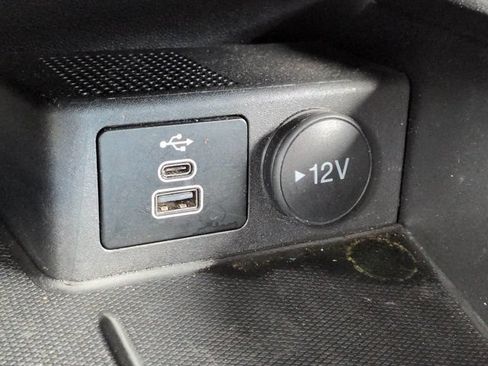 Used 2025 Ford Escape ST-Line Select AWD/4WD image 21