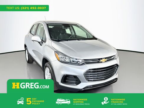 Used 2019 Chevrolet Trax LS FWD image 1