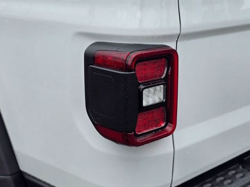 New 2026 Jeep Gladiator Rubicon AWD/4WD image 29