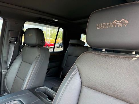 Used 2024 Chevrolet Tahoe High Country w/ Premium Package AWD/4WD image 9