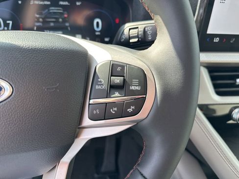 New 2026 Ford Explorer Active w/ Active Comfort Package image 19