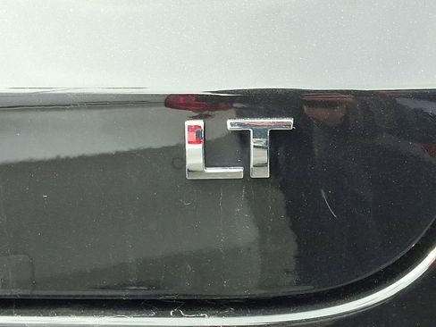 Certified 2025 Chevrolet Trax LT image 10