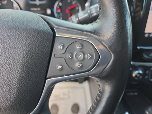 Used 2022 Chevrolet Traverse Premier AWD/4WD image 14