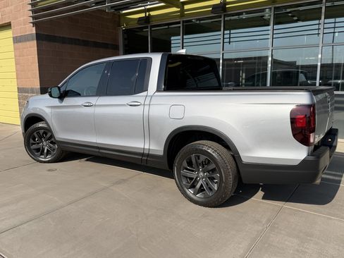 Used 2023 Honda Ridgeline Sport image 5