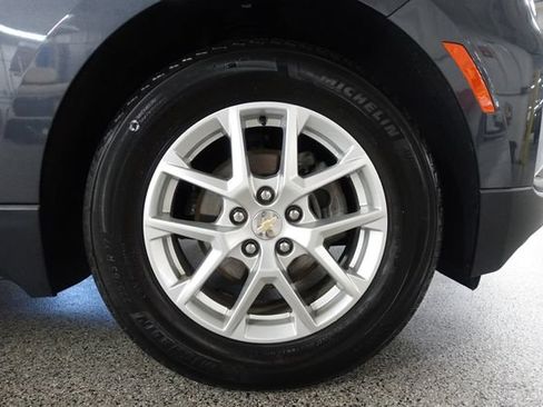 Used 2022 Chevrolet Equinox LT FWD image 27