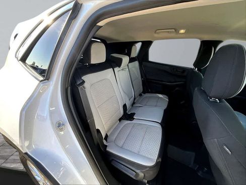 Used 2023 Ford Escape Active w/ Tech Pack #1 AWD/4WD image 27