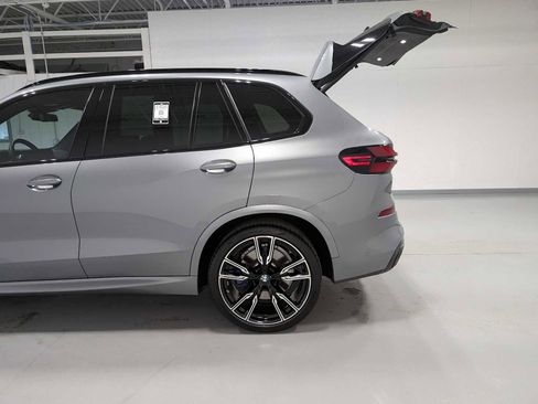 Used 2025 BMW X5 M60i AWD/4WD image 11