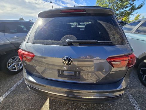 Used 2023 Volkswagen Tiguan SE FWD image 16