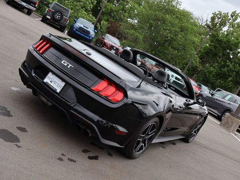 Used 2019 Ford Mustang GT Premium RWD image 7