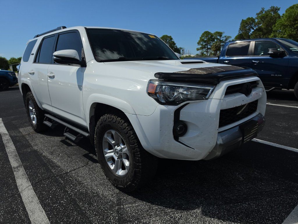 Used 2020 Toyota 4Runner TRD Off-Road Premium w/ TRD Performance Package AWD/4WD image 2