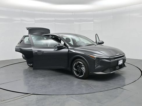 New 2026 Kia K4 EX FWD image 47