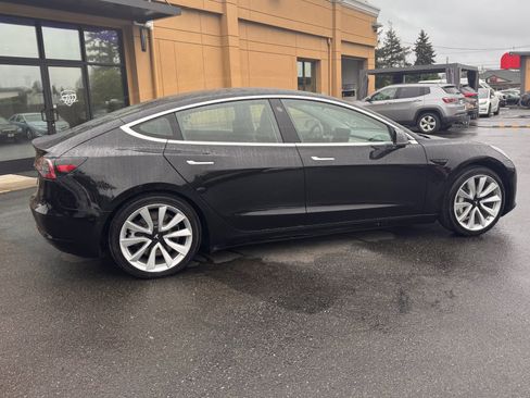 Used 2020 Tesla Model 3 Standard Range Plus RWD image 7