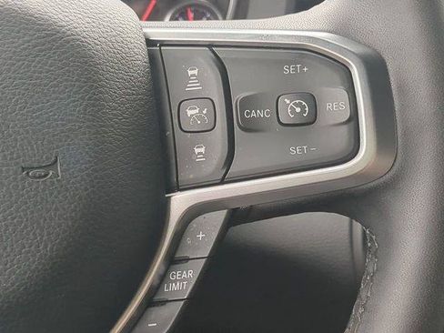Certified 2026 RAM 2500 Big Horn AWD/4WD image 27