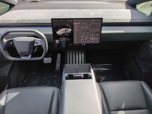 Used 2024 Tesla Cybertruck Cyberbeast image 29