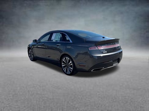 Used 2019 Lincoln MKZ Reserve FWD image 9
