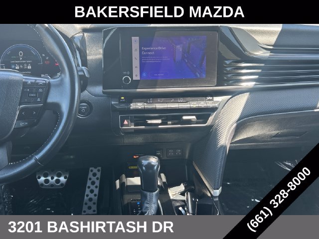 Used 2025 Toyota Camry SE FWD image 24