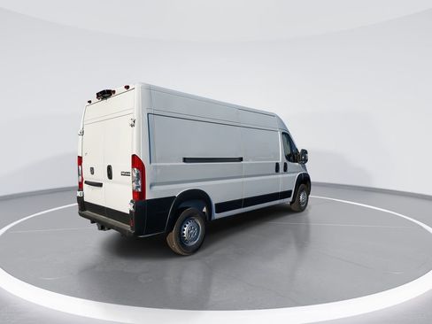 New 2026 RAM ProMaster 2500 w/ Premium Convenience Group FWD image 8