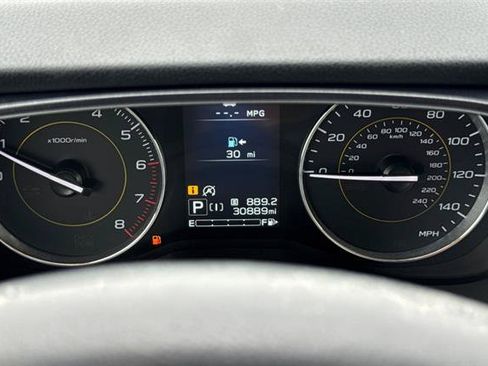 Used 2023 Subaru Crosstrek 2.5i Sport AWD/4WD image 27