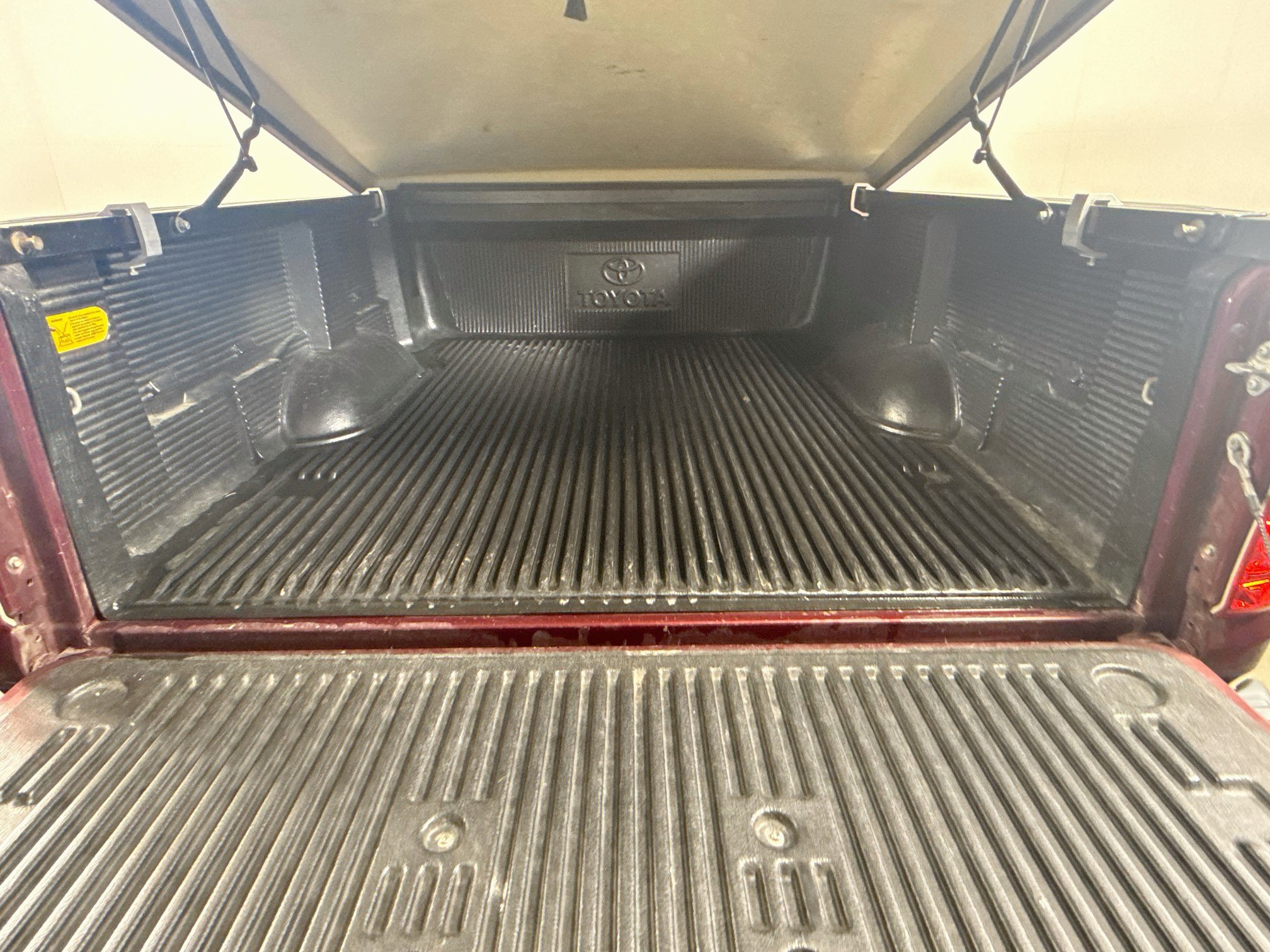 Used 2005 Toyota Tundra SR5 w/ All Weather Guard Pkg RWD image 23