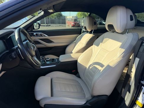 Used 2022 BMW M440i Convertible RWD image 10