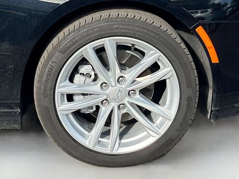 Used 2025 Cadillac CT4 Luxury RWD image 30