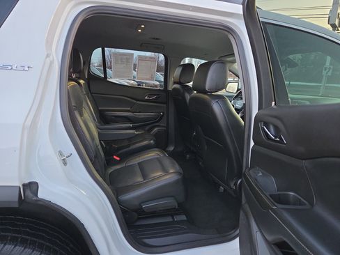 Used 2019 GMC Acadia SLT image 31