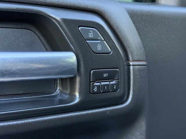 Used 2020 GMC Sierra 1500 AT4 w/ AT4 Premium Package AWD/4WD image 23