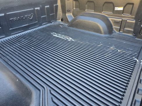 Certified 2026 Chevrolet Silverado 1500 LT RWD image 16