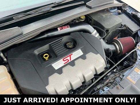 Used 2018 Ford Focus ST w/ Equipment Group 402A image 31