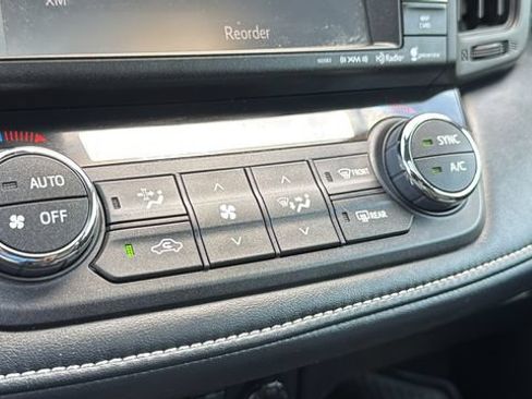 Used 2018 Toyota RAV4 Limited w/ All Weather Liner Package AWD/4WD image 19