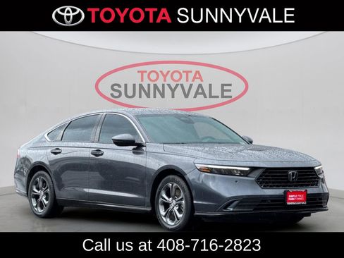 Used 2025 Honda Accord EX-L image 10