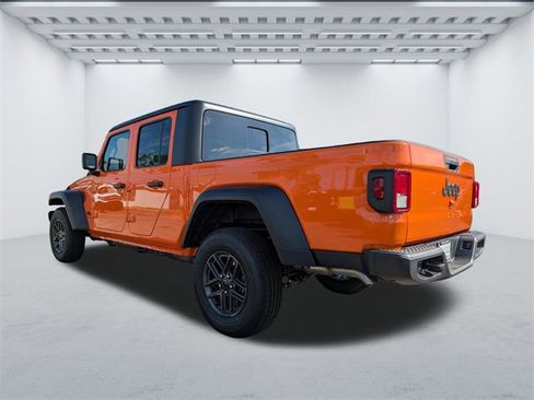 New 2025 Jeep Gladiator Sport image 6