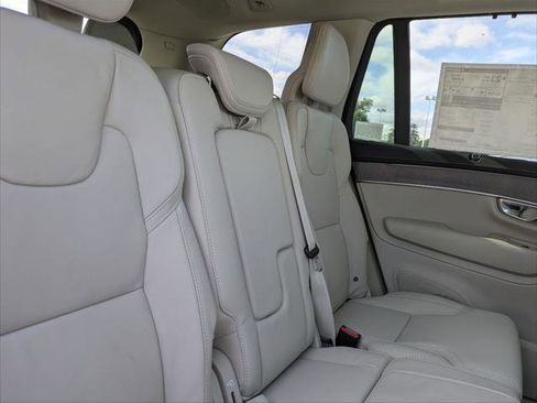 New 2026 Volvo XC90 B6 Ultra w/ Protection Package image 13