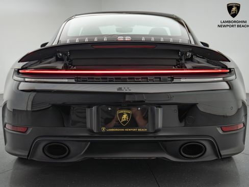 Used 2025 Porsche 911 Carrera image 18