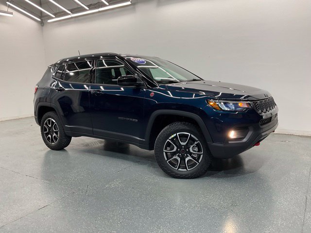 New 2026 Jeep Compass Trailhawk AWD/4WD 360° Tour
