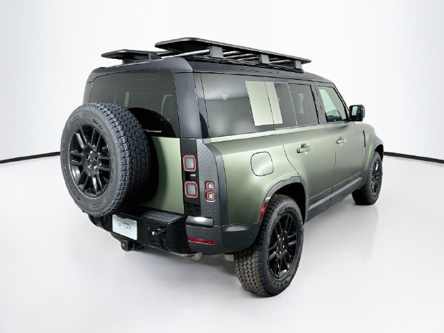 New 2026 Land Rover Defender 110 S AWD/4WD image 5