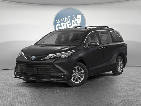 New 2026 Toyota Sienna XLE AWD/4WD image 1