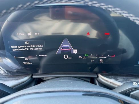 Used 2025 Audi Q5 Premium Plus w/ Premium Plus image 15