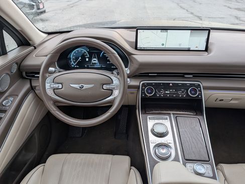 Used 2023 Genesis GV80 2.5T w/ Prestige Package image 16